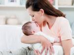 Xé lòng mẹ trẻ ôm con 7 tháng nhảy cầu: Mẹ đã về ấm nhang, con vẫn còn trôi dạt